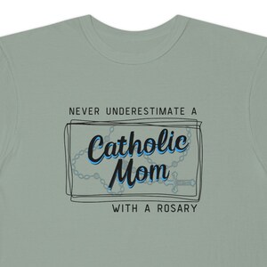 Catholic mom Shirt, Catholic Mother Gift, Mother’s Day, Rosary, Catholic Woman gift, New Catholic mom shirt, Catholic gift Catholic mom gift