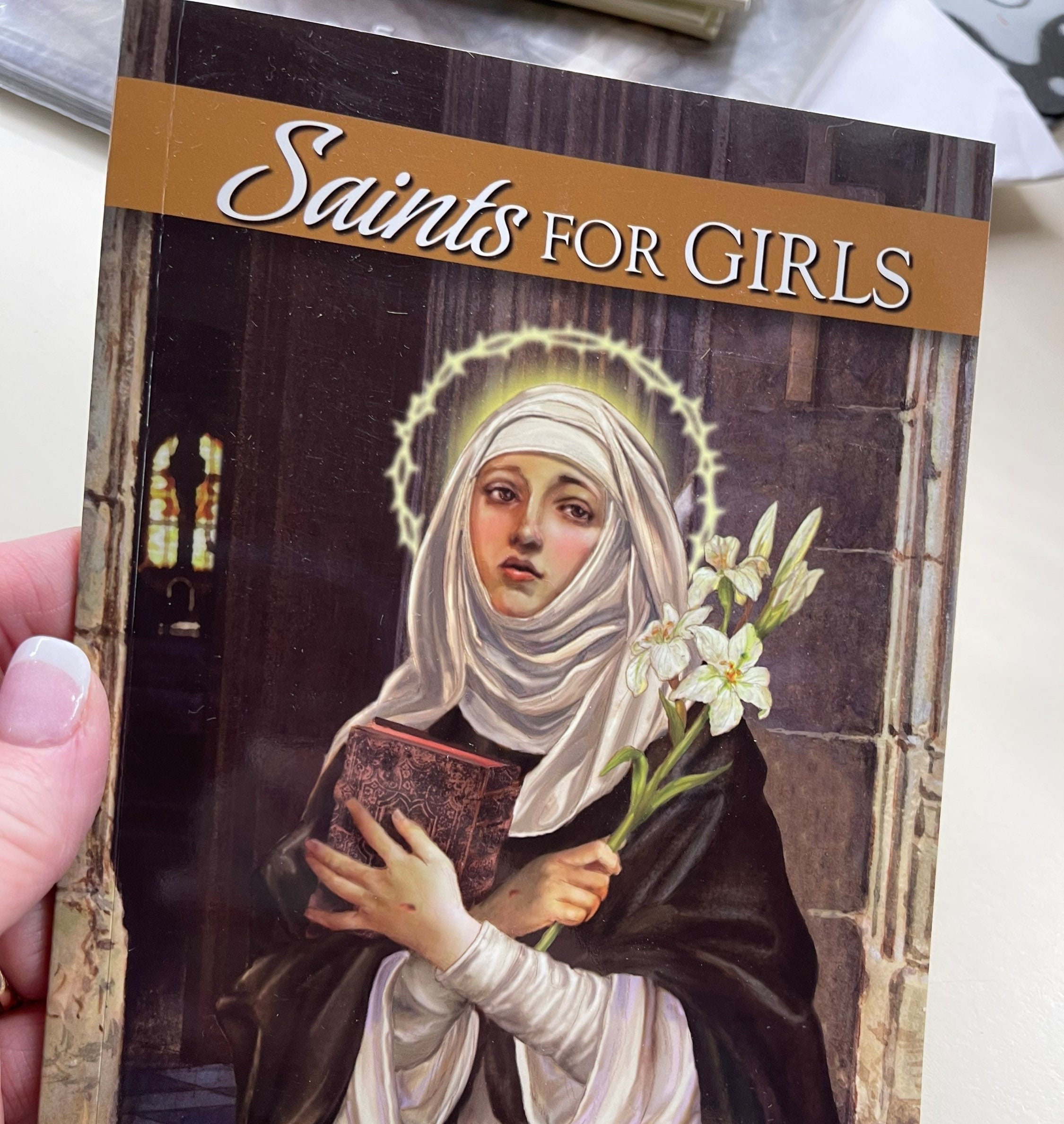 Saints for Girls Book with Full Color pictures and Stories about saints for children | Catholic Book Catholic gift | Catholic kid