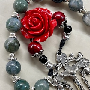 Handmade Pocket Rosary green rosary 10mm green agate beads, red rose bead, 1st Communion Gift, Confirmation gift RCIA gift Catholic mother