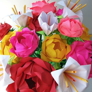 Mixed Bouquet of Roses and Lilies