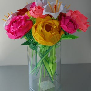 Mixed Bouquet of Roses and Lilies image 4