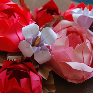 Valentine's Day Wreath, Pink Rose Origami Paper Wreath, Mother's Day Wreath, Easter Wreath, Floral Rose Door Wreath, Spring Wreath image 3