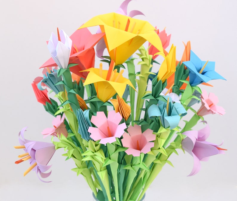 Multifloral Origami Bouquet image 1