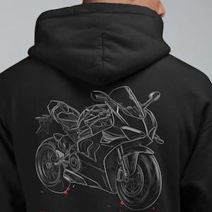 Puede incluir: Sudadera con capucha negra con un gráfico de motocicleta blanco y rojo en la espalda. La palabra "PANIGALE" está impresa en rojo debajo de la ilustración de la motocicleta. La sudadera tiene capucha y un diseño sencillo.