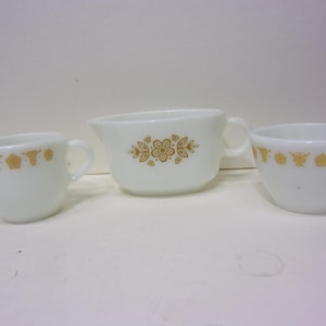 Corning Corelle Pyrex Butterfly Gold Gravy Creamer Sugar