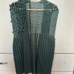 Handmade Detailed Sleeveless Knit Green Vest