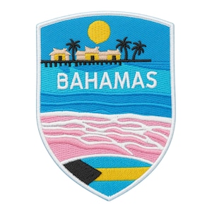 Può includere: Una toppa ricamata a forma di scudo raffigurante una scena tropicale con un sole giallo, palme e capanne color sabbia su acqua blu. La parola BAHAMAS è ricamata in lettere bianche sopra una spiaggia di sabbia rosa e la bandiera nazionale.