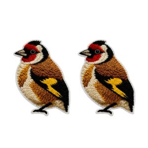 Stieglitz Vogel Patches (2er Pack) Gesticktes Aufnäher zum Aufnähen Bunt Singvogel Applikation Emblem (70 x 60 mm)
