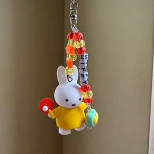 Miffy x Doing things Serie. Handgemachter Schlüsselanhänger.