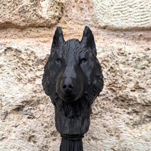 Wolf Head Umbrella for Men – Luxury Gothic Umbrella with Sculptural Animal Design – Unique Gift for Him – Elegant Gentleman’s Accessory