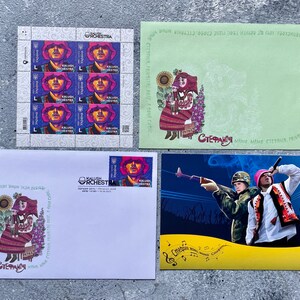 Orquestra Kalush. Selos postais da Ucrânia. Lembrança de música ucraniana de cartão postal