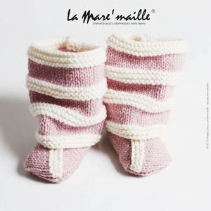 ENSEMBLE chaussons et guêtres jambières bébé laine rose et beige style bohème tricoté main La Mare'maille image 1