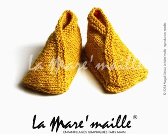 Hand-knitted mustard yellow Alpaca wool baby slippers La Mare'maille