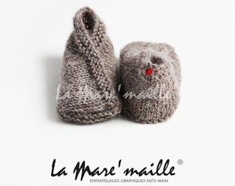 Hand knitted taupe alpaca wool baby slippers La Mare'maille