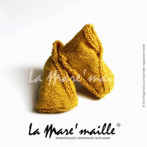 Chaussons bébé laine Alpaga jaune moutarde tricotés main La Mare'maille image 3