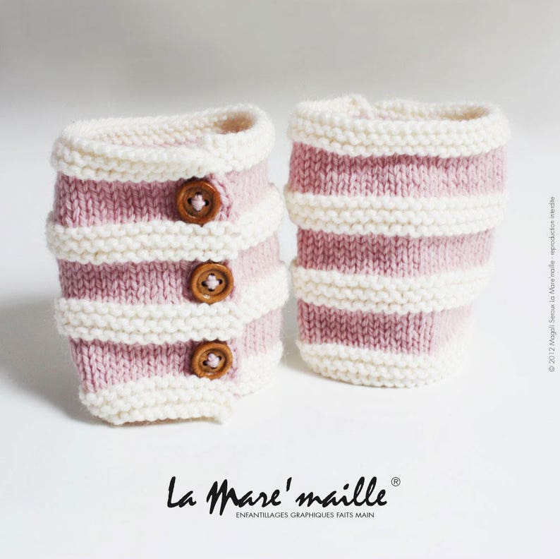 ENSEMBLE chaussons et guêtres jambières bébé laine rose et beige style bohème tricoté main La Mare'maille image 3