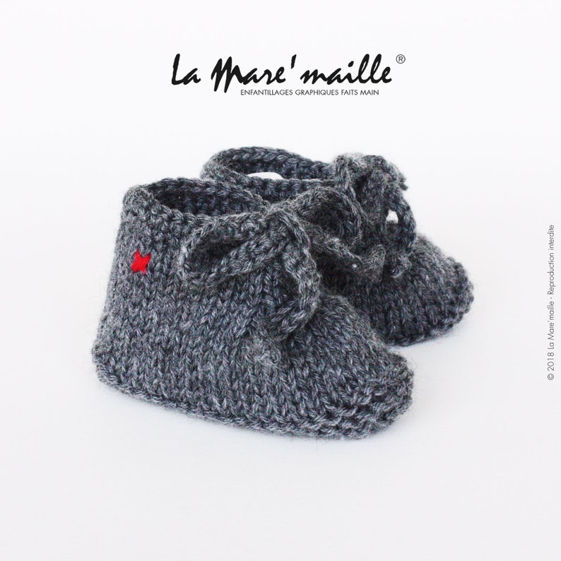 Unisex baby shoes style sneakers with lace in white mesh light grey or dark grey style hand knit sneakers La Mare/'maille