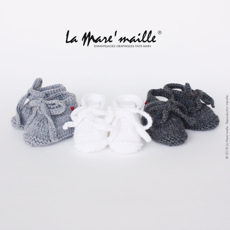 Unisex baby shoes style sneakers with lace in white mesh light grey or dark grey style hand knit sneakers La Mare/'maille