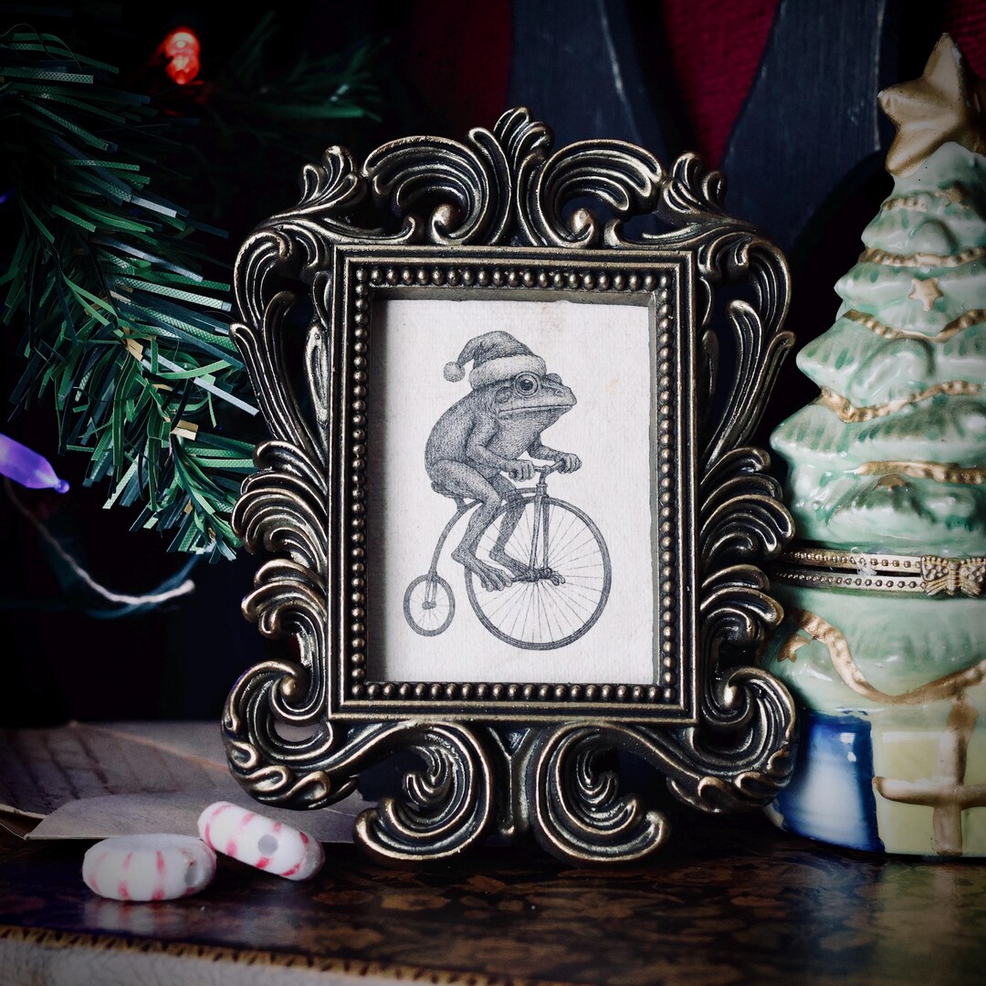 Victorian Frog in Santa Hat | Baroque Mini Portrait Frame | Gothic ...
