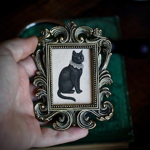 Baroque Cat Mini Portrait in Vintage Style Frame – Gothic Cottagecore, Dark Academia Art, Victorian Inspired Oddity, Whimsical Decor