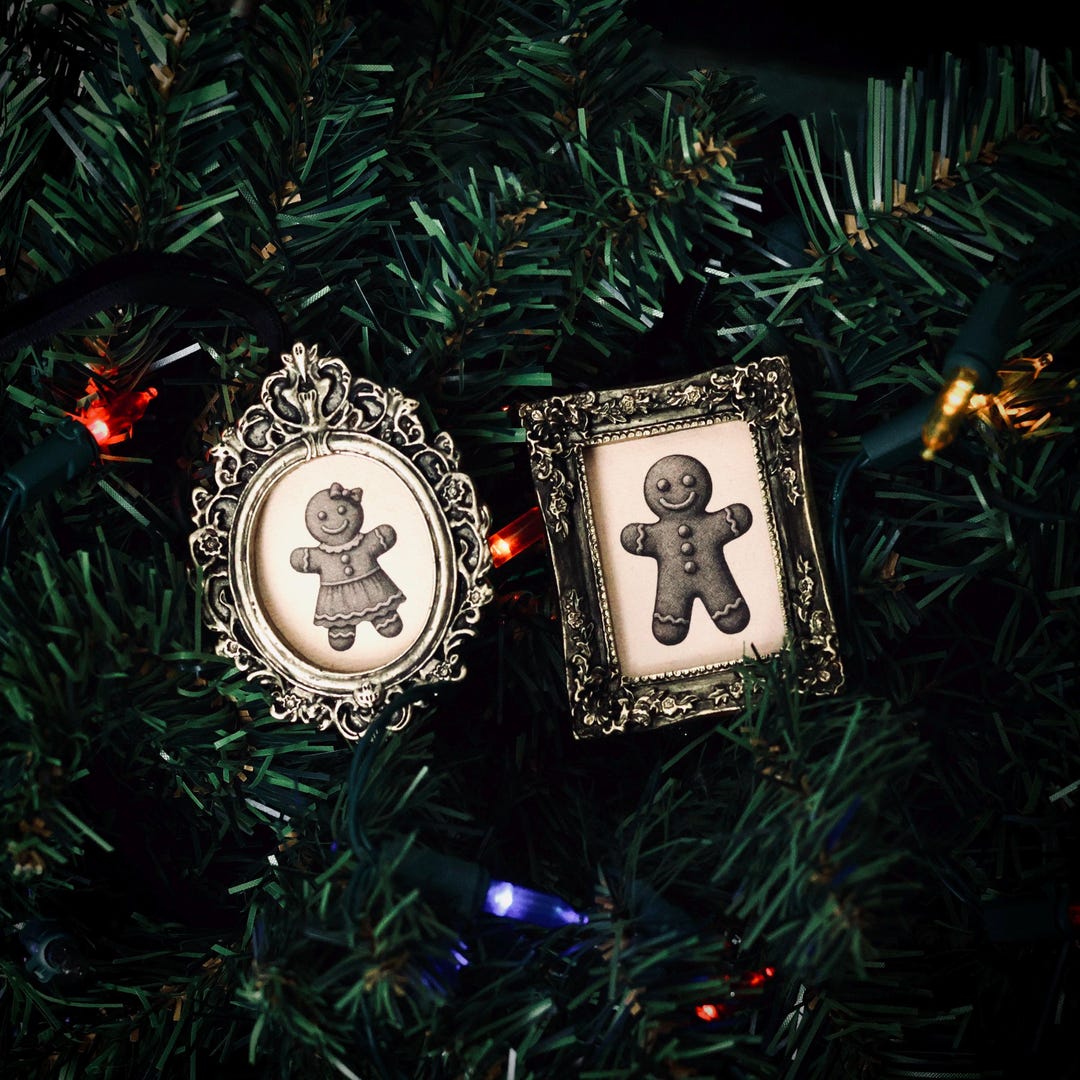 Vintage Style Gingerbread Couple Ornament in Baroque Frame | Unique ...