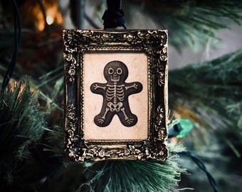 Vintage Style Gingerbread Skeleton Ornament in Baroque Frame | Unique Christmas Decoration | Whimsical Gothic Gift | Creepmas & Gothmas