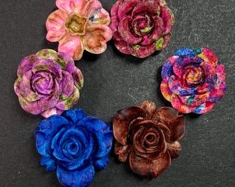 Multicolored Roses Assorted Colors. Magnetic Topper Charm Sold Individually….. Priced per charm
