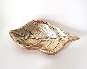 Leaf Tray – Crystal Ball & Egg Display Base, Aluminum Aloy Metal