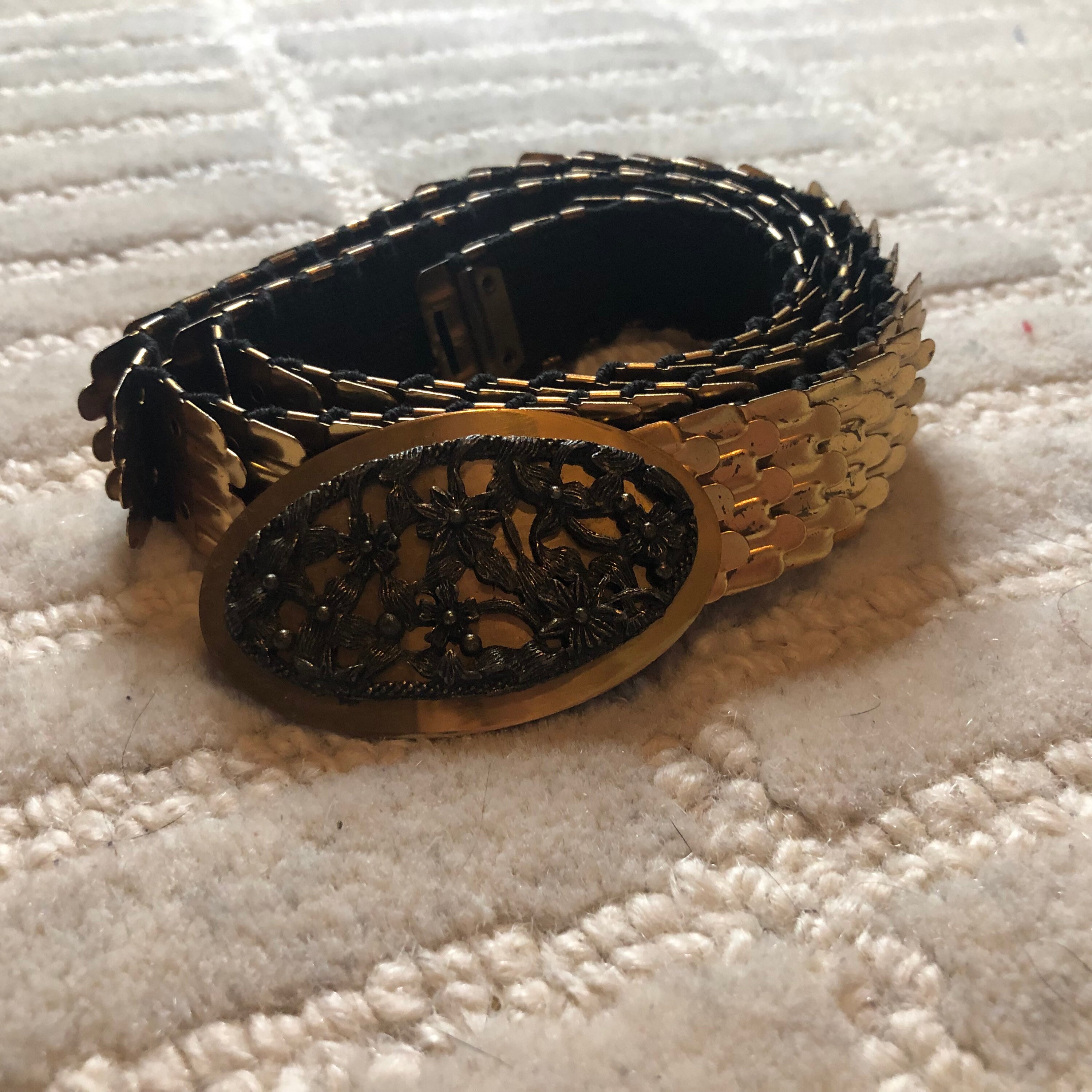Ceinture Femme Cuir Marron Avec Boucle Décorée Croix, Clous Et Strass - Taille S/M