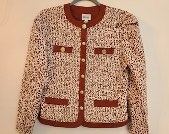 Vintage 60s/70s Women’s Leslie Fay Collections Brown/White Gold Button Up Lighweight Lined Polyester Top Size 12 Made in Hong Kong