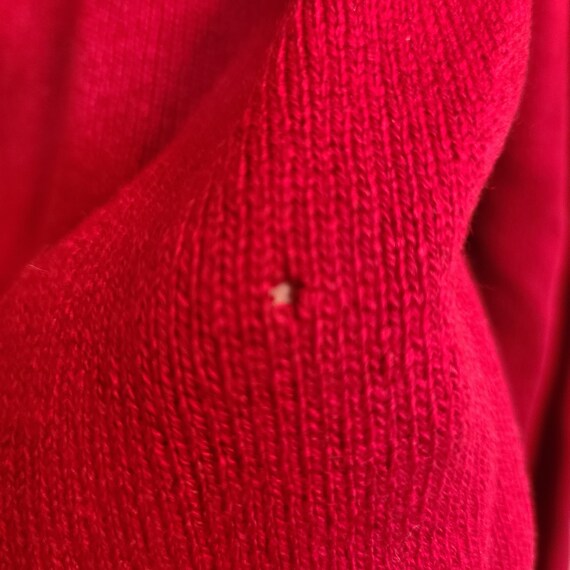 Vintage Men's Pendleton Red Cashmere V-Neck Sweat… - image 5
