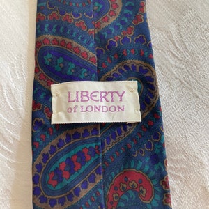 Vintage LIBERTY of LONDON 100% Silk Dark Paisley Tie Dark Blue Green Red Brown USA