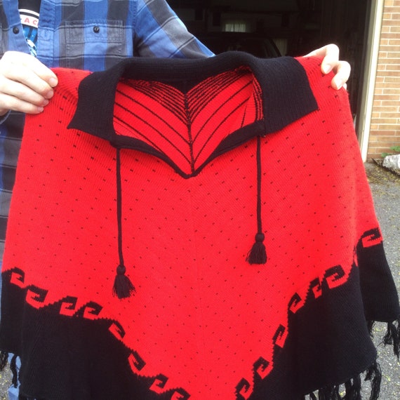 Vintage Woman’s Cape Poncho Collar Red Black Knit… - image 1