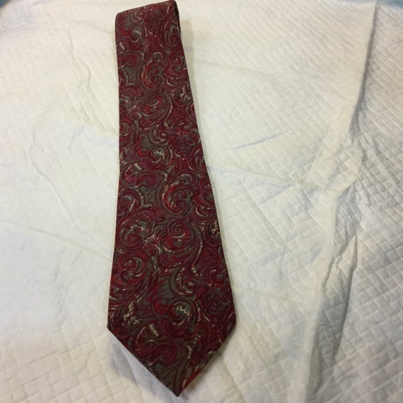 Vintage CHLOE Tie Silk Tie Swirl Design Pink, Red… - image 3