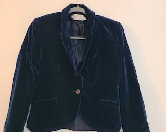 Vintage 80s Women’s The Villager Deep Blue Velvet  Blazer Size 8 Single Button Closure Pockets Shoulder Pads