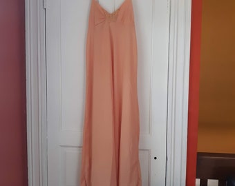 VINTAGE Glencraft Lingerie Peach Nightgown Large USA Nylon Union Made Butterfly