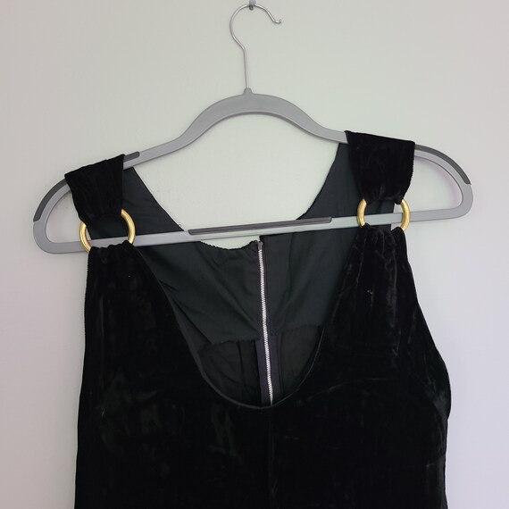 Vintage Women's Short Black Crushed Velvet Mod Dress Zipper Closure  Sleevless Goldring Decorative Keyhole Sleeve Estimated Size Small - Etsy