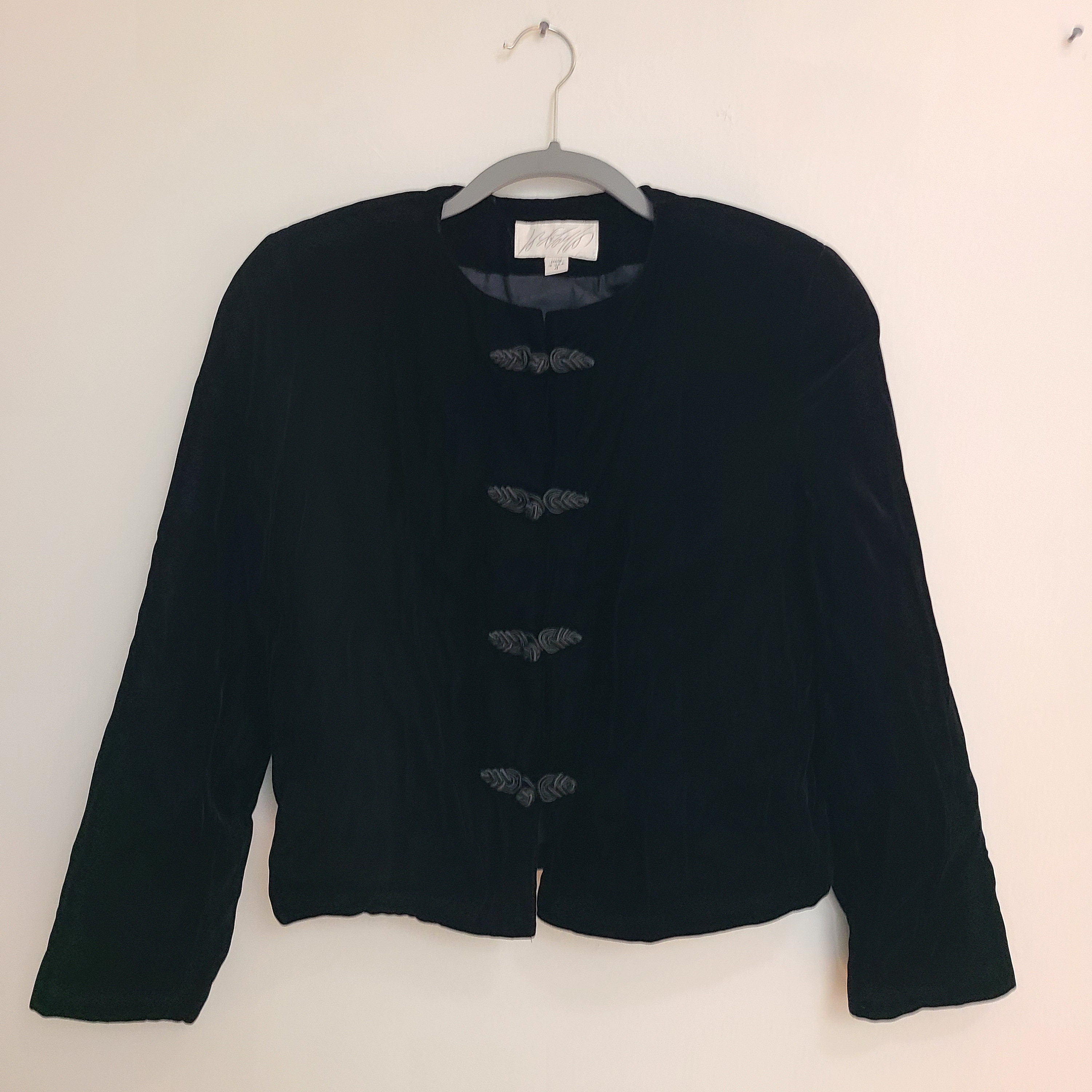 Vintage 80s Women's Lord & Taylor Black Velvet Lined Chinese Vintage 80s Women's Lord & Taylor Black Velvet Lined Chinese