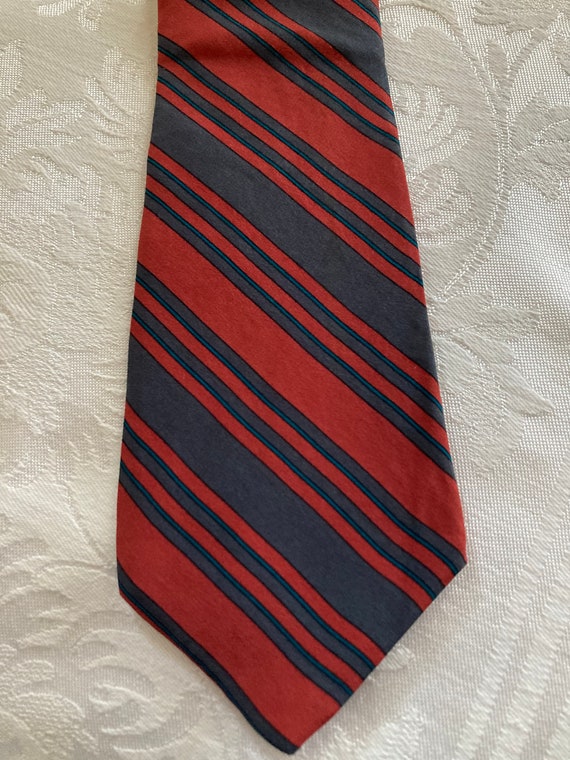 Vintage Yves Saint Laurent Tie YSL Tie Paris New Y