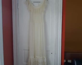 VINTAGE Van Raalte 1960's Sleeveless Lacy Nightgown S/M Semi-sheer Off-white Bridal Lingerie Gown