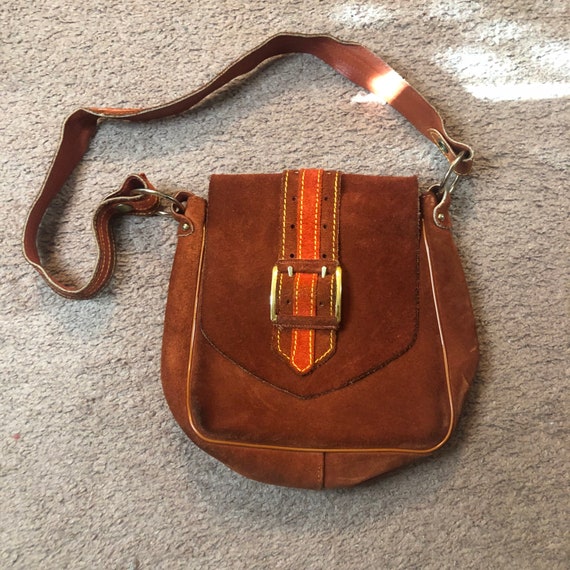 Vintage Cool 70s Woman’s Shoulder Bag Suede Leath… - image 1