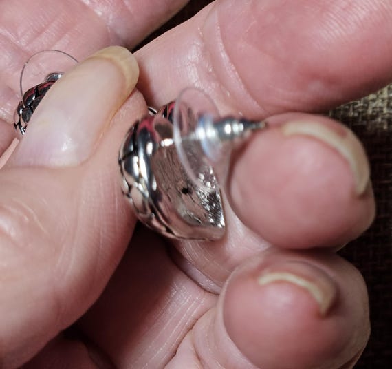 Unique Heart Post Earrings - image 3