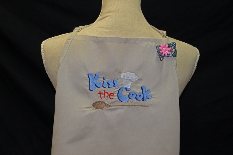 Kiss the Cook FREE personalization 3 pocket apron