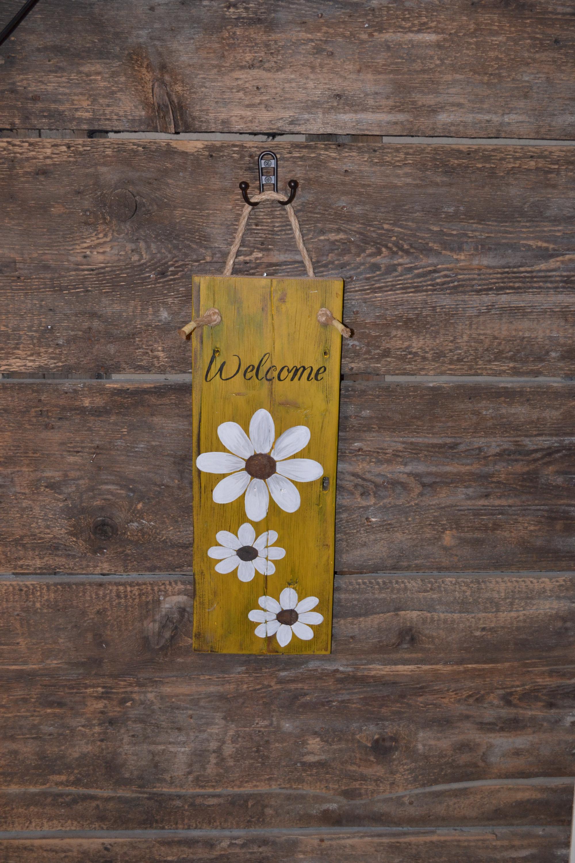 Hand-painted Daisy Welcome Sign – Rustic Reclaimed Wood Home Decor - Etsy