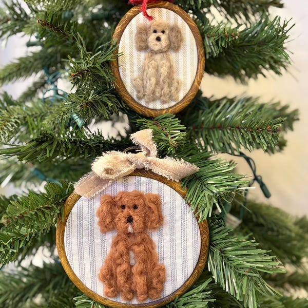 Décoration d'animal de compagnie personnalisée en feutre aiguilleté | Souvenir personnalisé pour chien ou chat | Ornement de Noël commémoratif pour animal de compagnie fait main