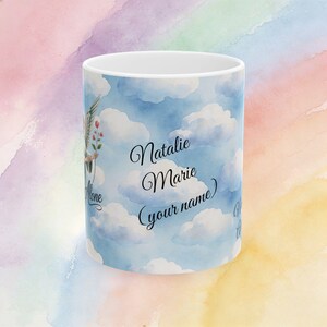 Taza de cerámica personalizada con el nombre "Ángeles contigo, cielo y nubes" imagen 6
