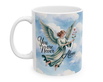 Taza de cerámica personalizada con el nombre "Ángeles contigo, cielo y nubes"