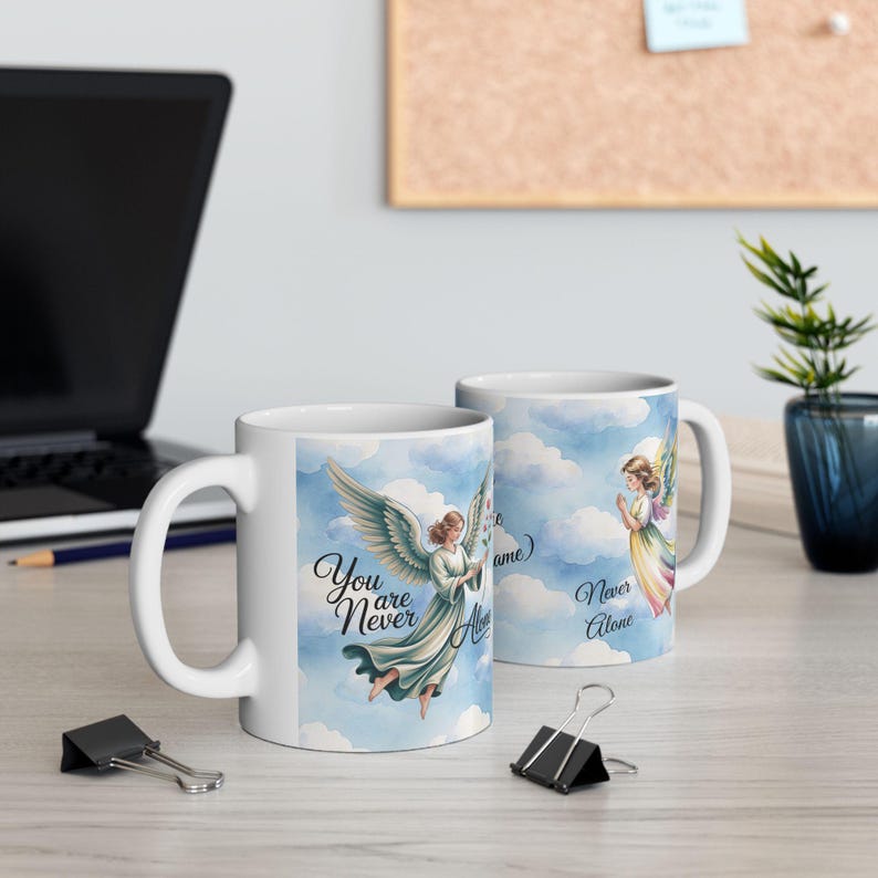 Taza de cerámica personalizada con el nombre "Ángeles contigo, cielo y nubes" imagen 9