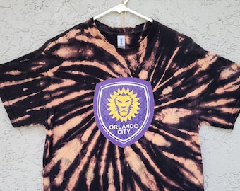 Reworked Orlando City Lions SC Tie Dye Crop Top T-shirt, Bleach dyed cropped OCS shirt, Hand Dyed graphic tee, Size M Medium, Soccer Club