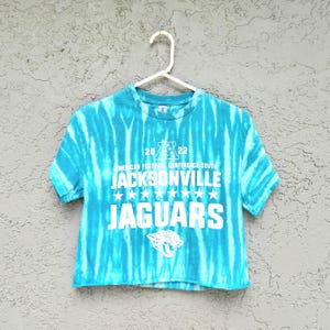 Reworked Jacksonville Jaguars Tie Dye Crop Top T-shirt, Bleach Dyed Cropped T Shirt, Hand Dyed Graphic Tee - Size M/L Medium Large Tee